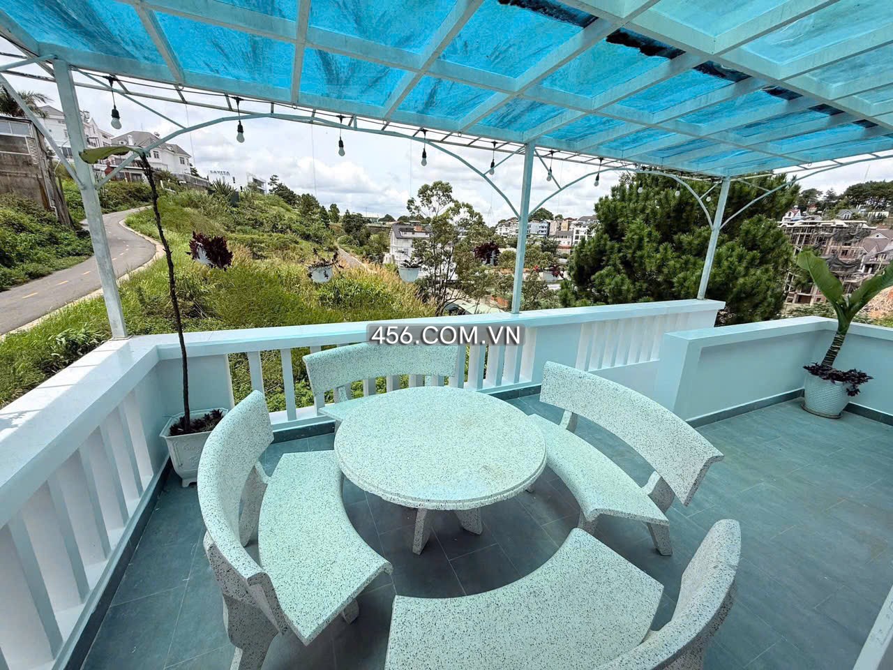 Hinh-Cho thuê Biệt Thự Villa đường Nguyễn Hữu Cảnh Đà Lạt dài hạn