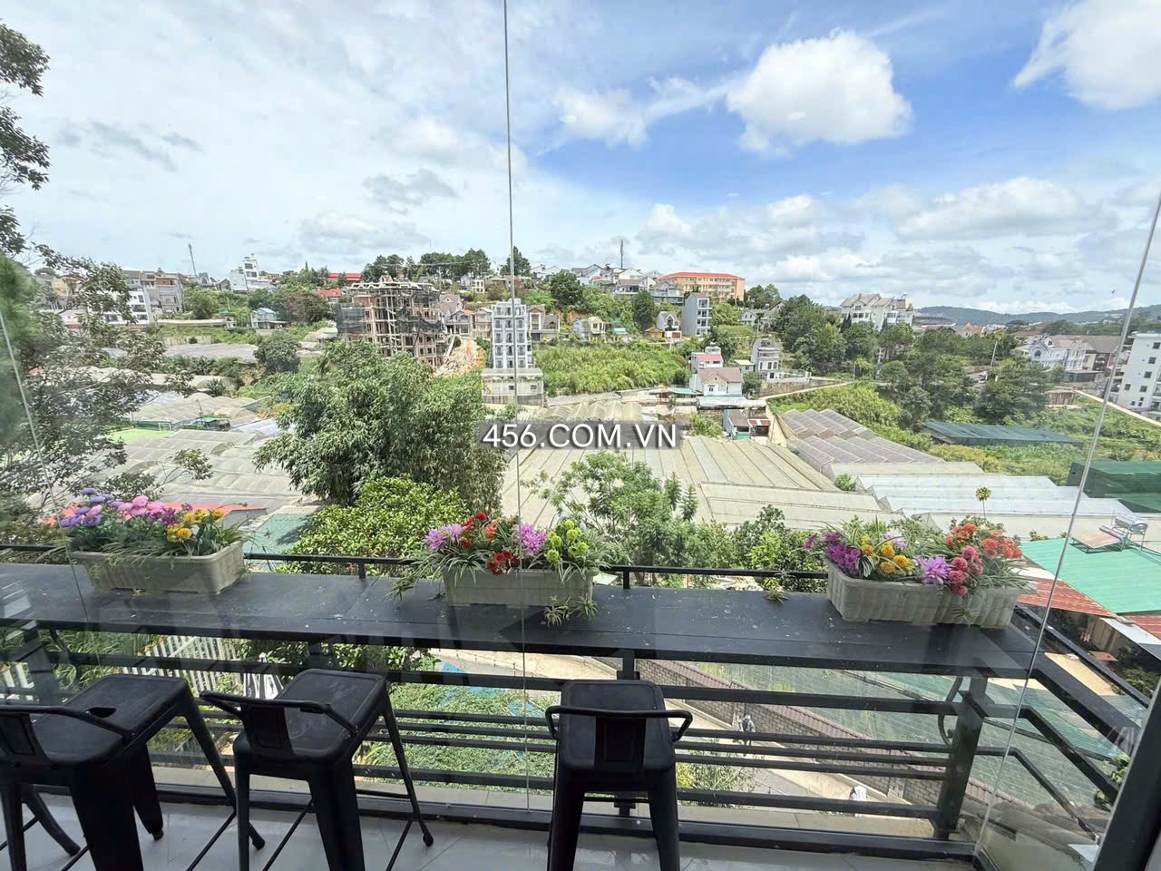 Hinh-Cho thuê Biệt Thự Villa đường Nguyễn Hữu Cảnh Đà Lạt dài hạn