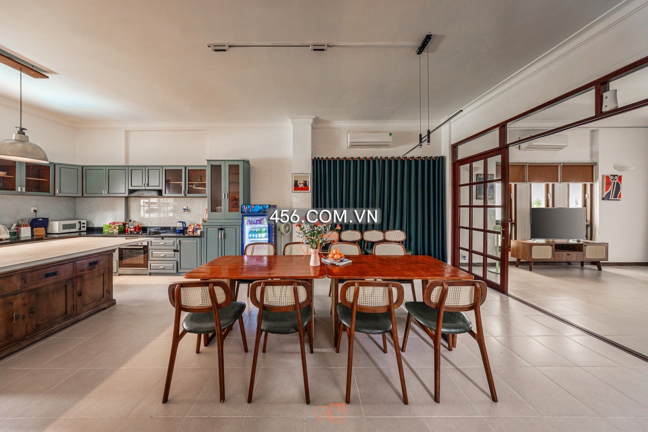 Hinh-Luxury Villa for Daily Rent in Thao Dien District 2 HCMC