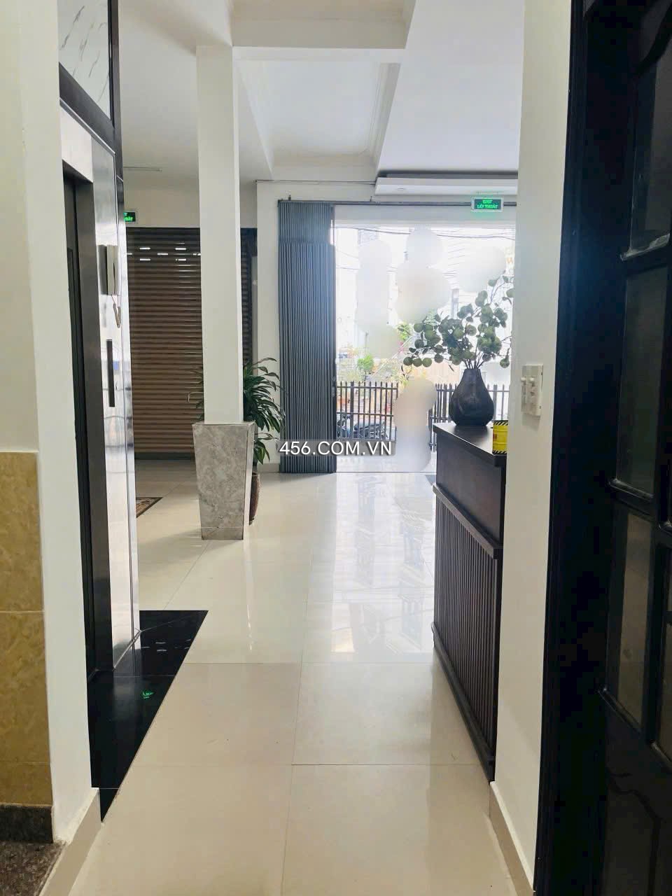 Cho thuê khách sạn đường Lý Tự Trọng kinh...