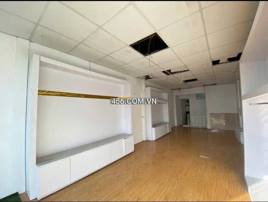 Cho thuê mặt bằng đường Nguyễn Văn Cừ Đà lạt...