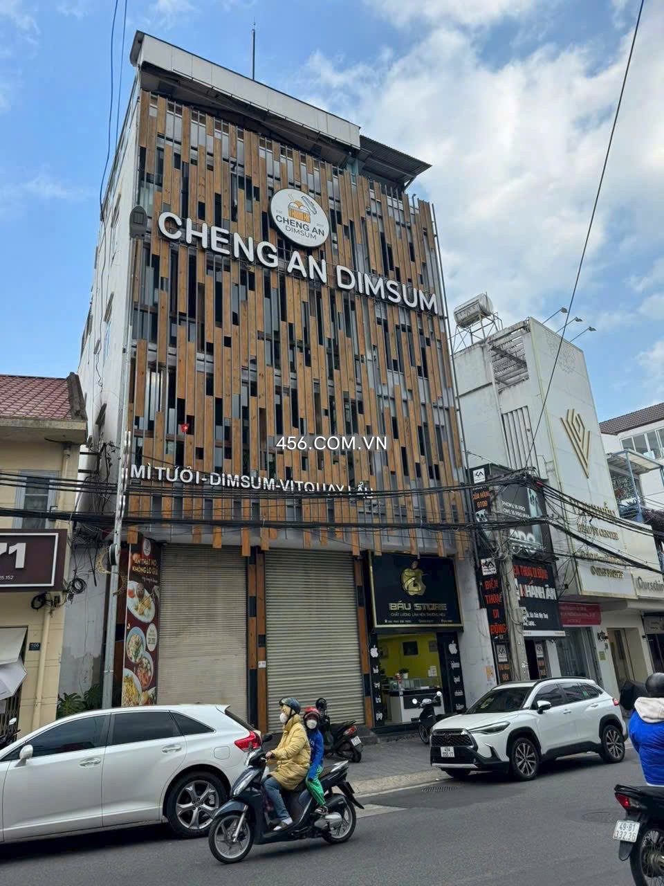 Cho thuê nhà nguyên căn mặt tiền Phan Đình...