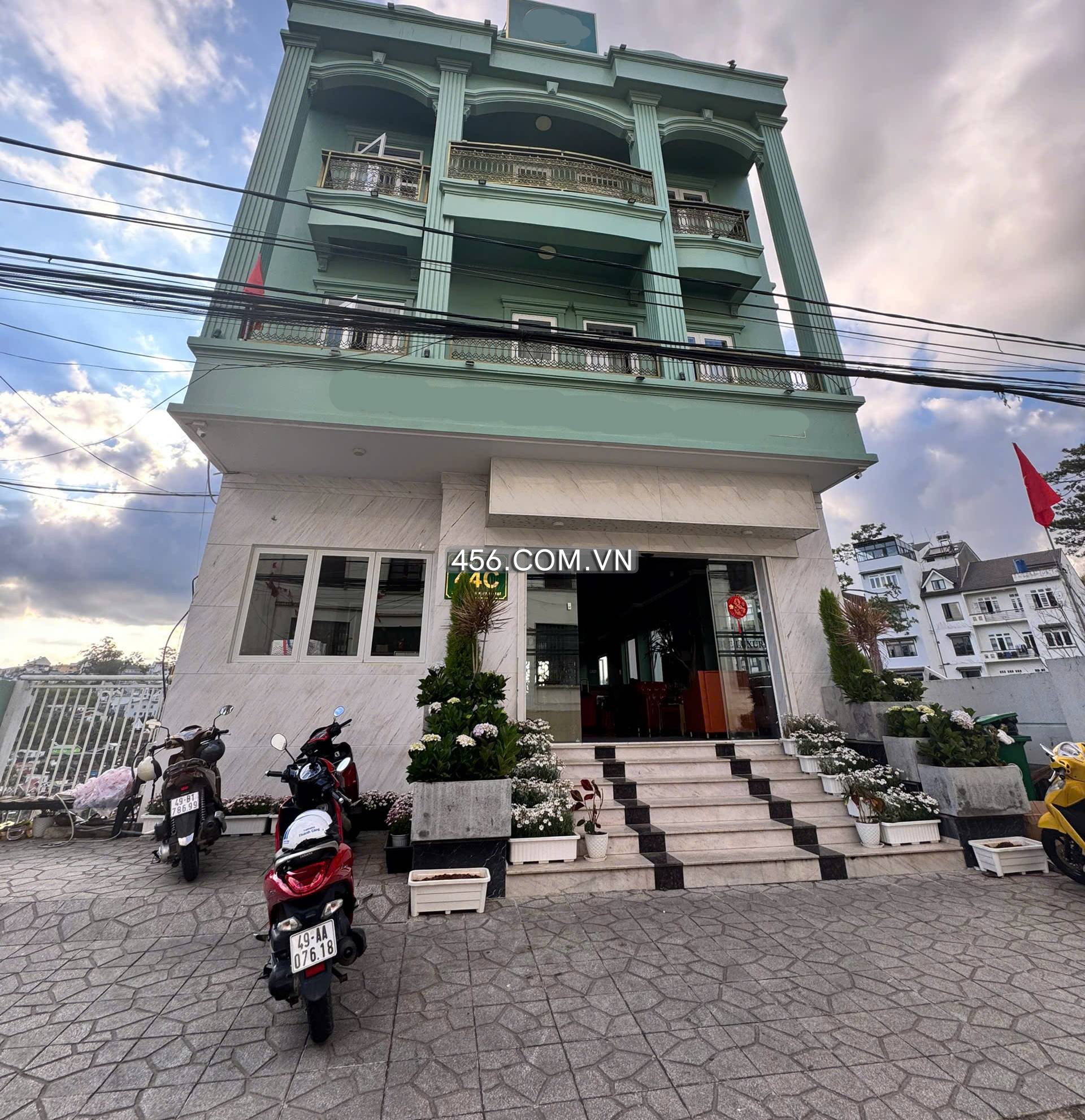 Cho thuê tòa khách sạn đường Hà Huy Tập Đà...