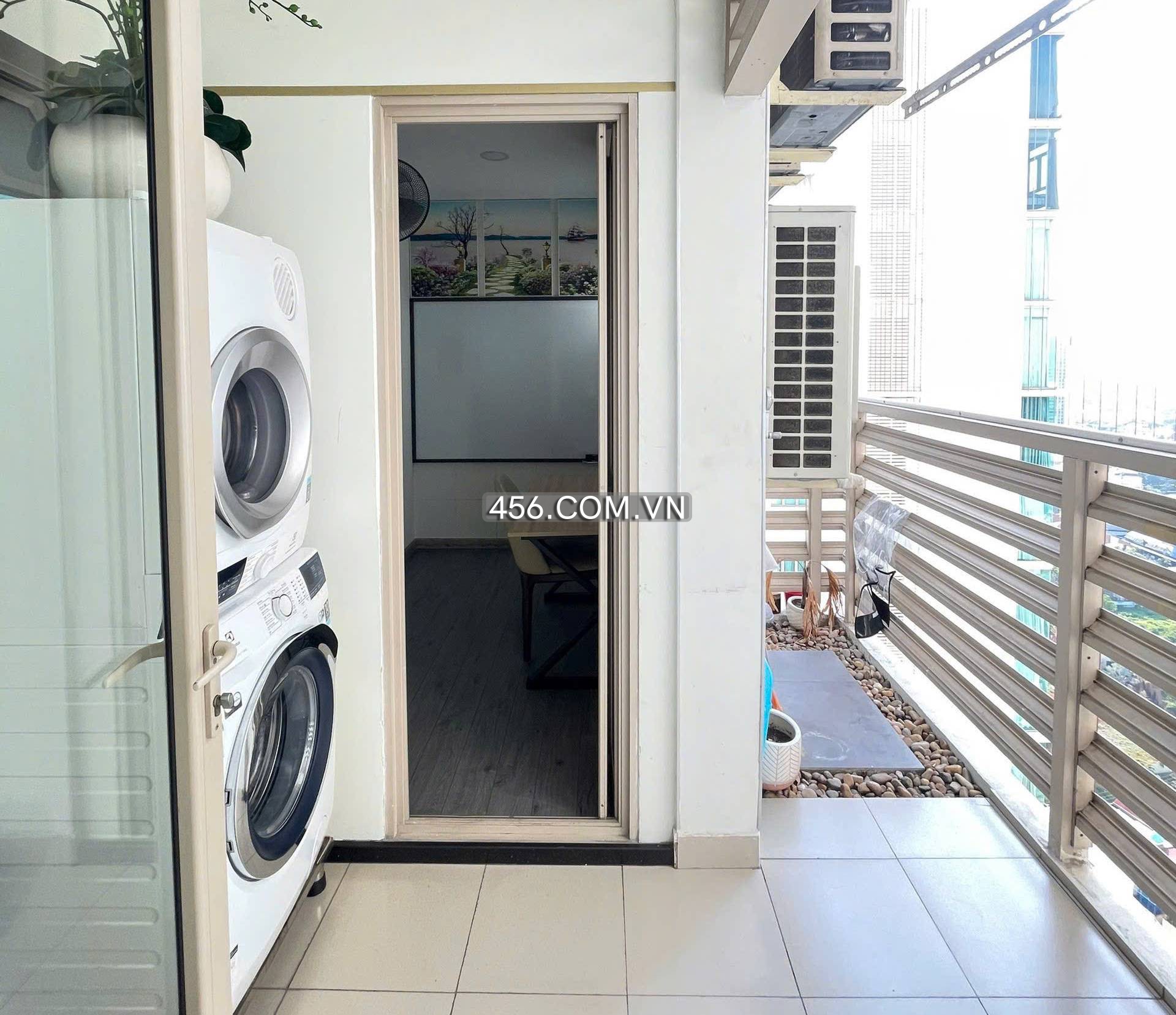 Hinh-3 bedroom apartment for rent The Vista An Phu high floor nice view