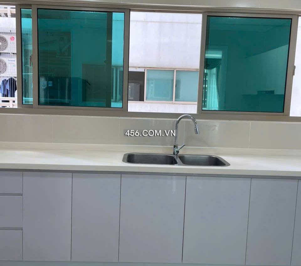 Hinh-3 bedroom apartment for rent The Vista An Phu high floor nice view