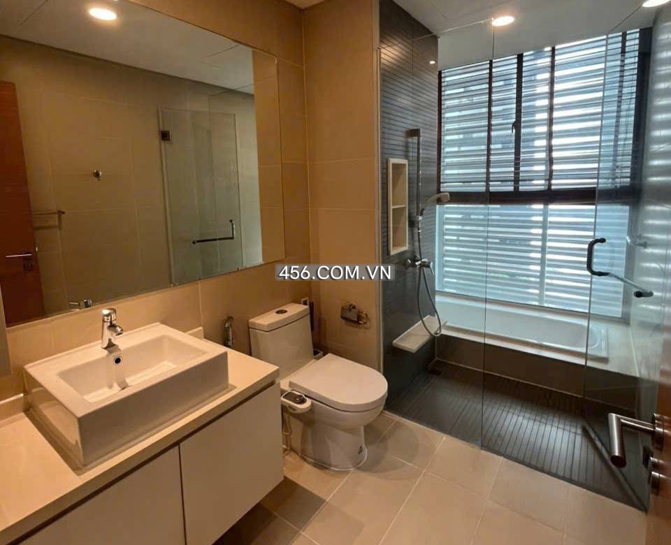 Hinh-Cho thuê căn hộ The Vista An Phú 3 phòng ngủ view hồ bơi lầu thấp