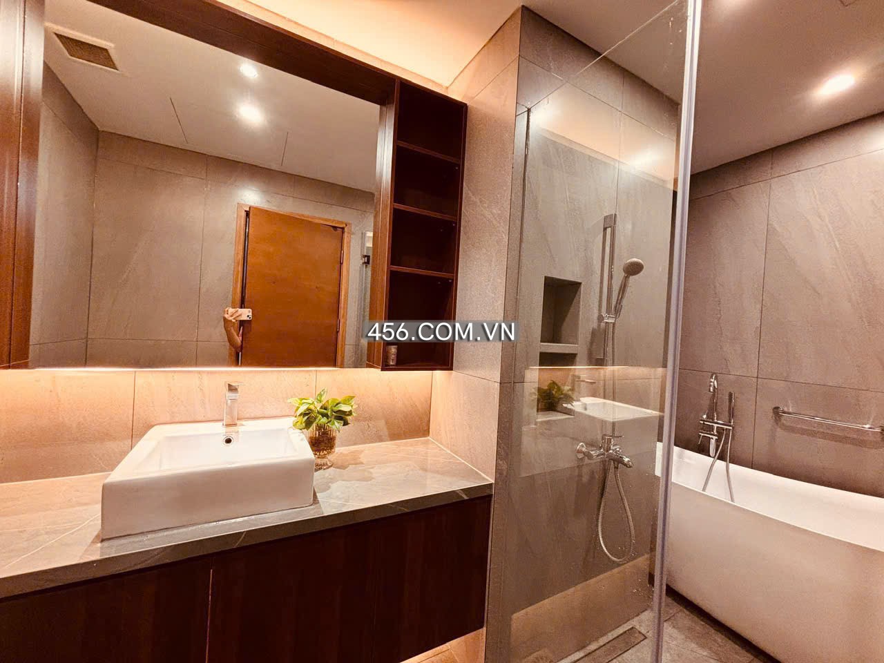 Hinh-The Vista An Phu 2 Bedroom Rent Pool View Low Floor Nice Interior