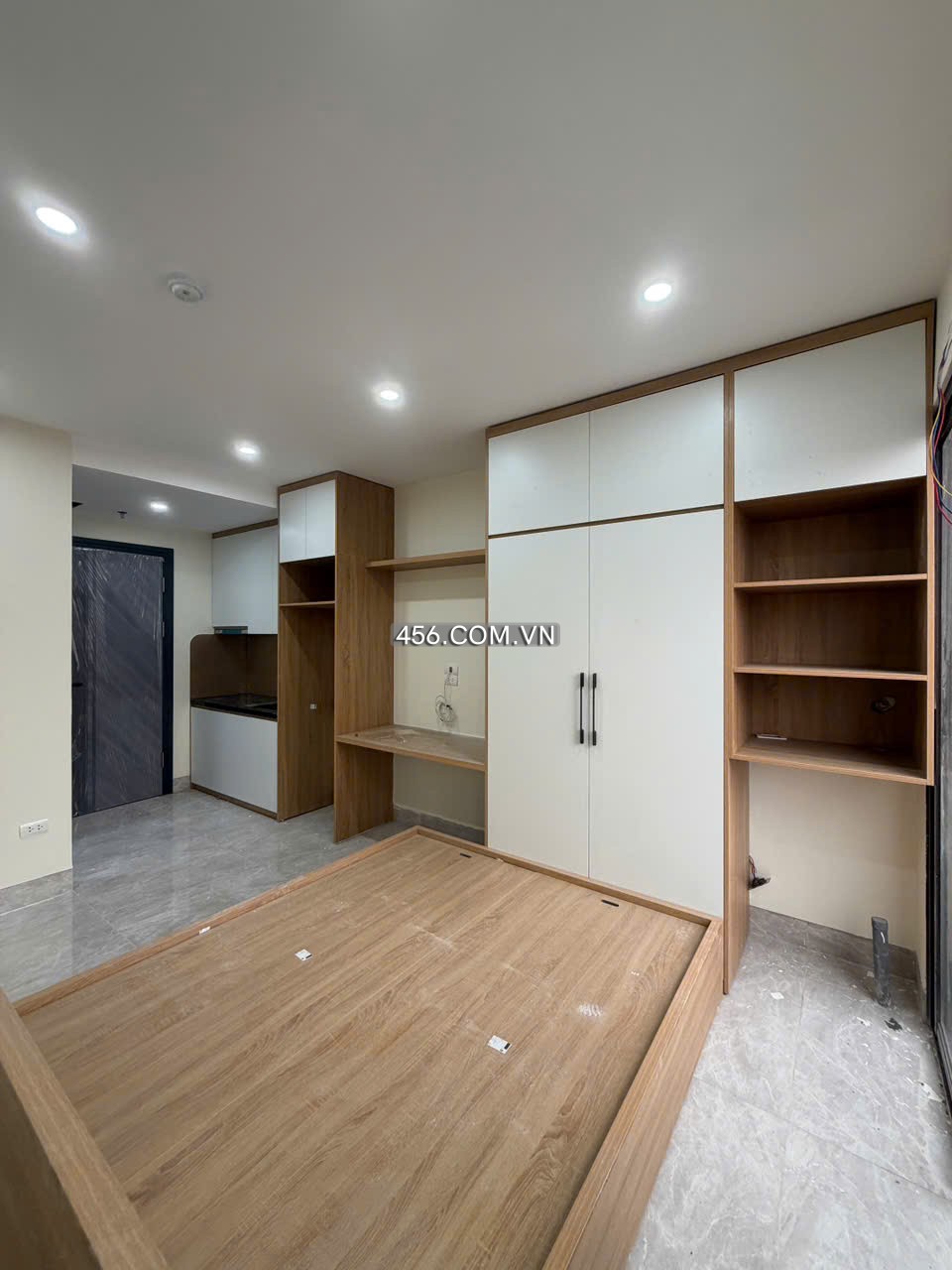 Hinh-Serviced apartment building for lease Pham Van Dong 36 units Hà Nội
