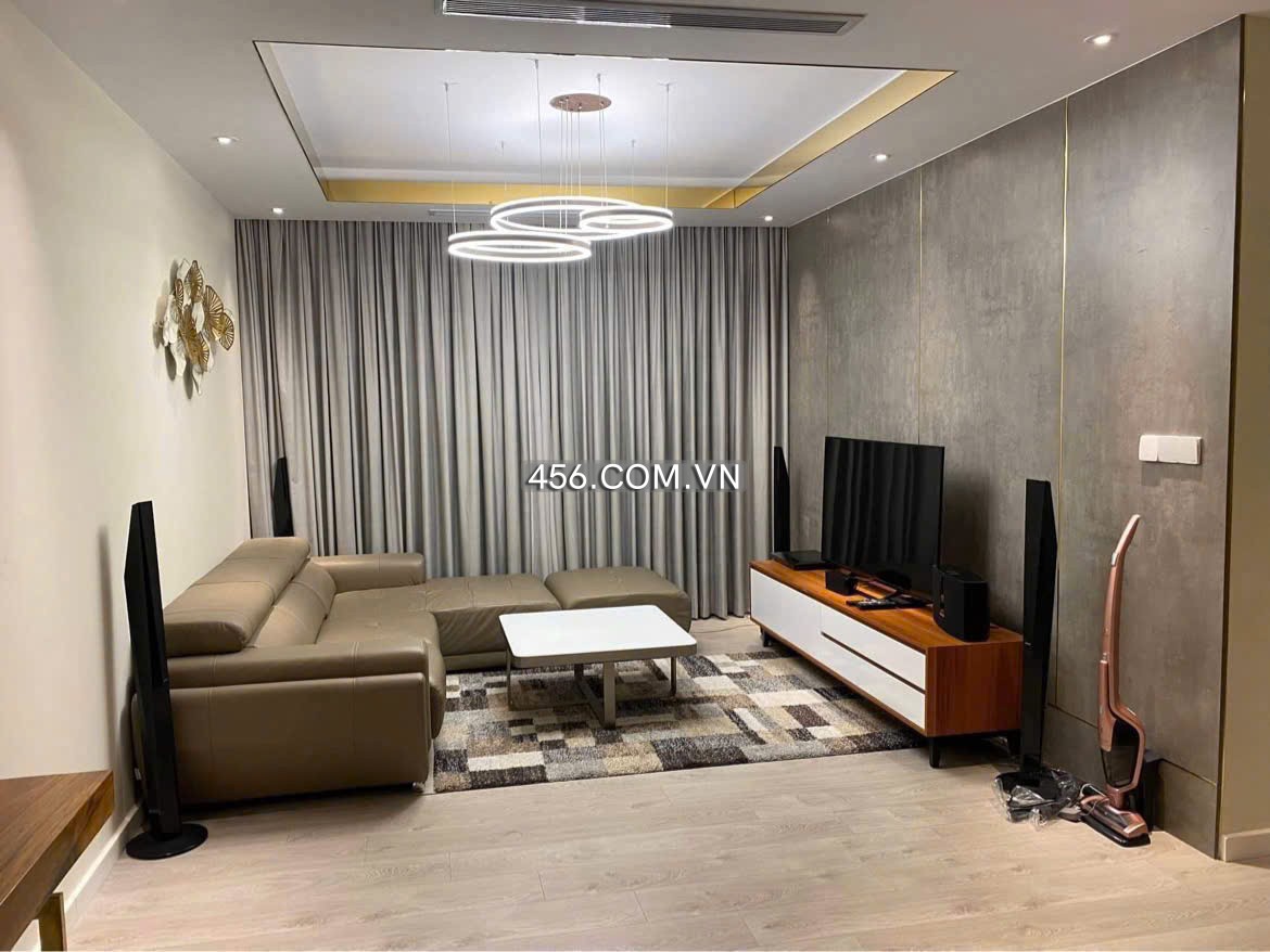 Hinh-Apartment For Rent At The Vista An Phu 2 Bedrooms Pool View