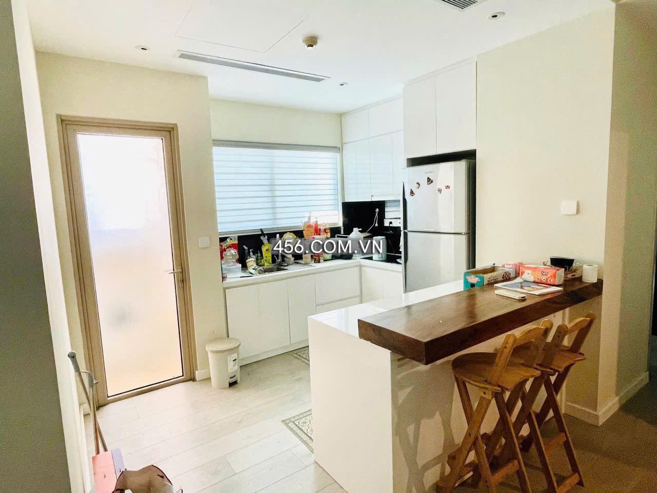 Hinh-Apartment For Rent At The Vista An Phu 2 Bedrooms Pool View