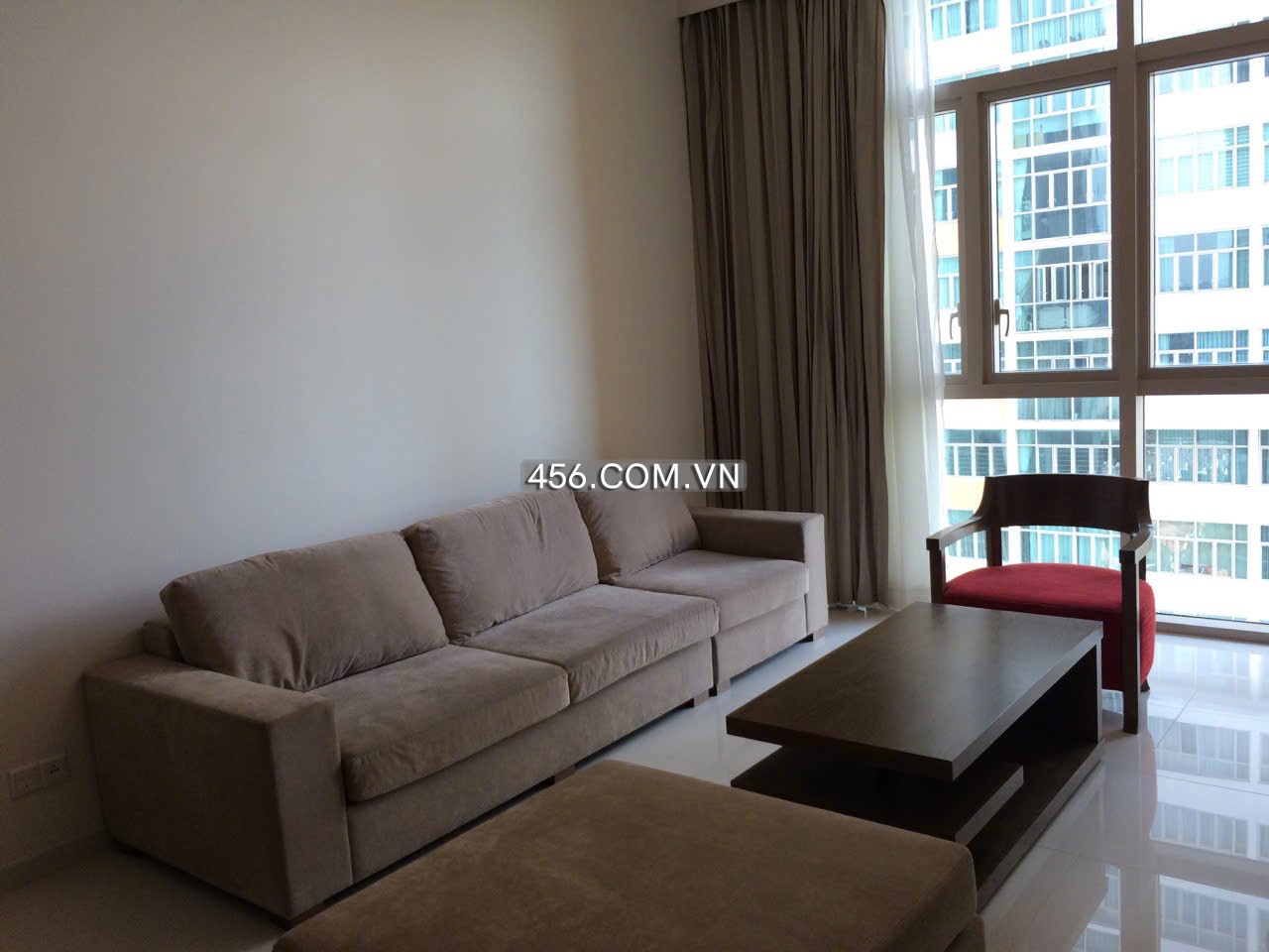 Hinh-The Vista Apartment For Rent 3 Bedrooms Tower 5 Pool View