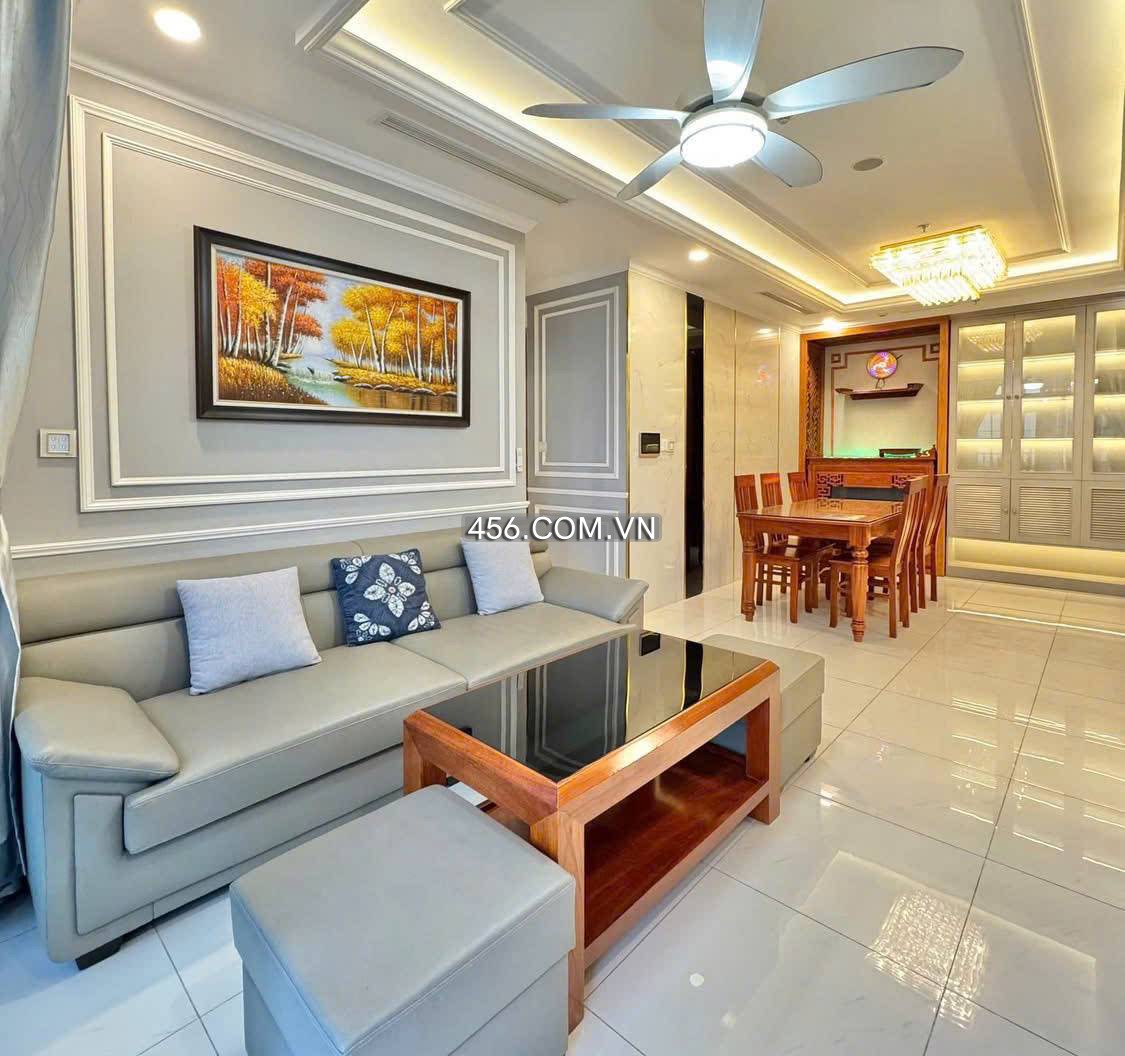 Spacious 2BR Apartment for Rent at Landmark 6...