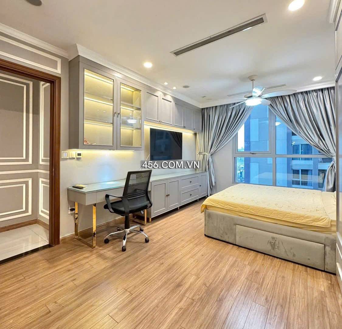 Hinh-Spacious 2BR Apartment for Rent at Landmark 6 Vinhomes Central Park