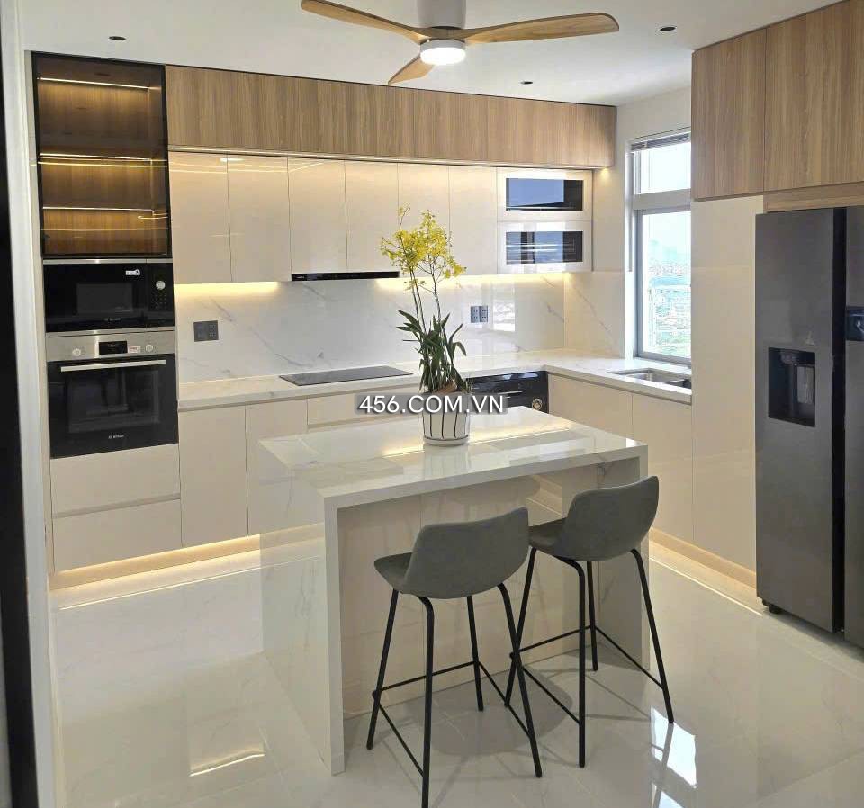 Hinh-Penthouse Sky Garden 2 Apartment For Lease Brandnew Furniture Morden District 7