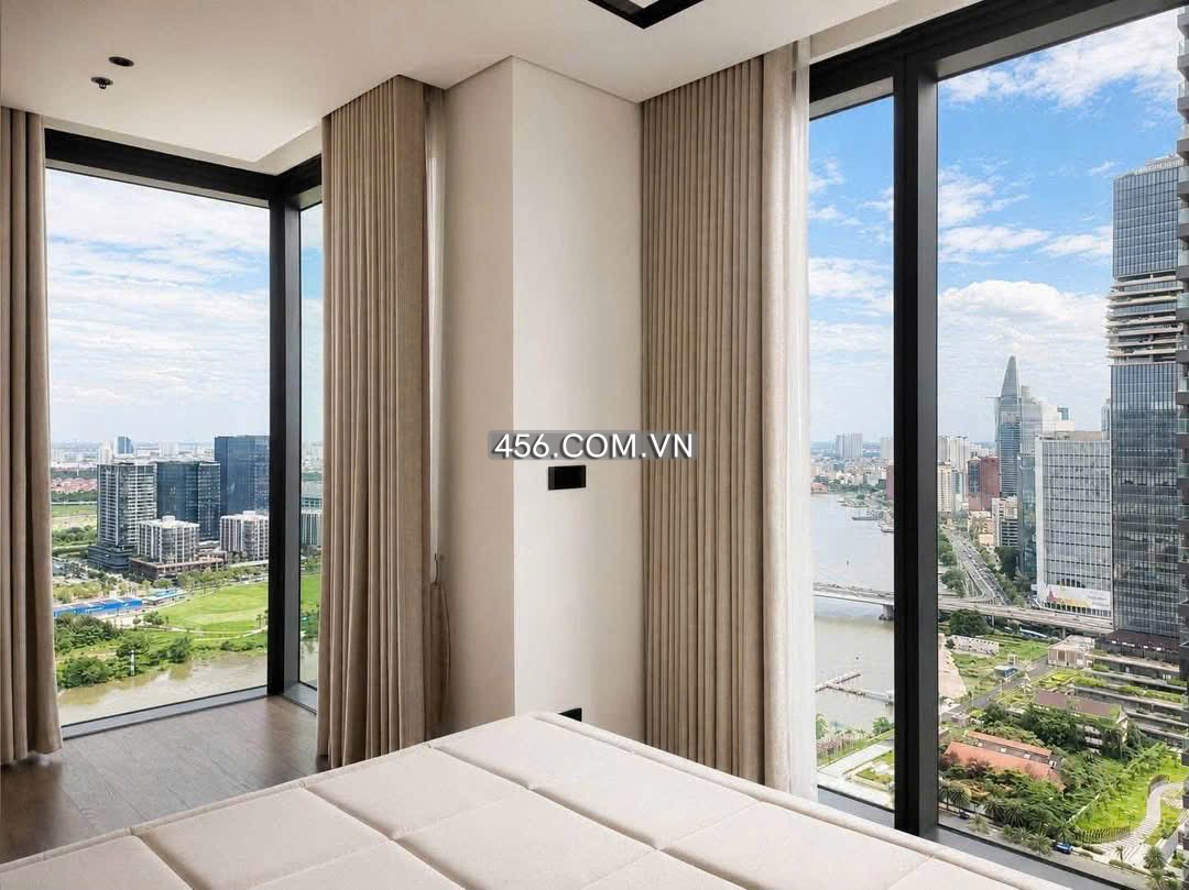 Hinh-3 Phòng ngủ căn hộ Grand Marina Saigon bán nhà trống view toàn Thành Phố