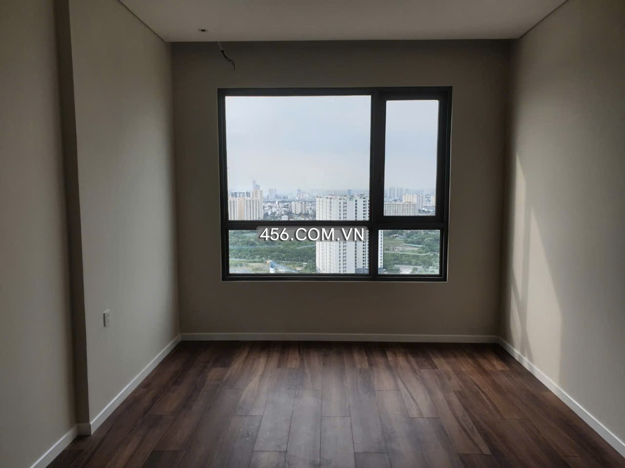 Hinh-Sadora Sala 3-Bedroom Apartment for Sale Foreign Quota Unit in Tower A