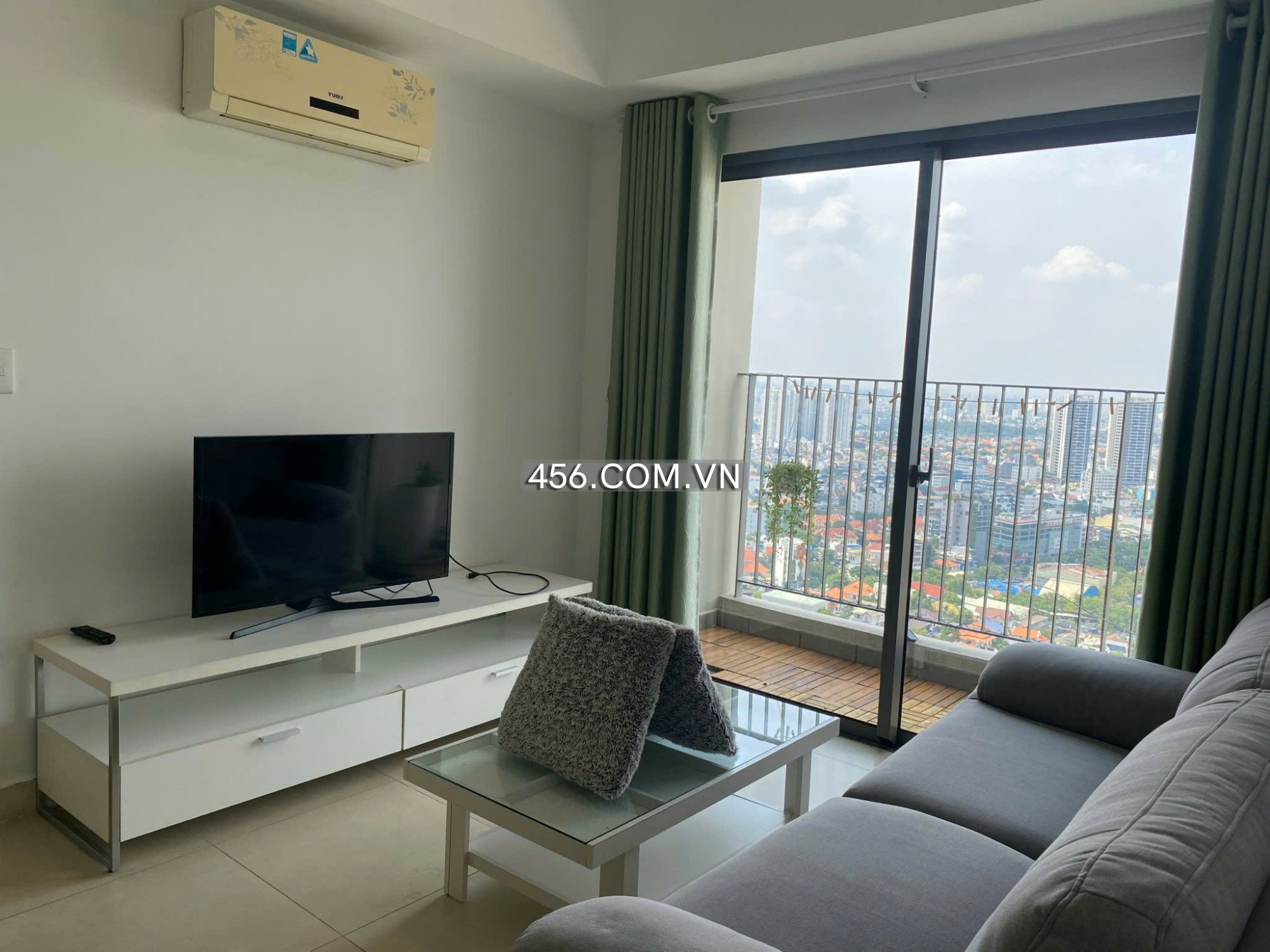 Hinh-Tower 3 Masteri Thao Dien Apartment For Lease 2 Bedrooms 66 sqm RiverView