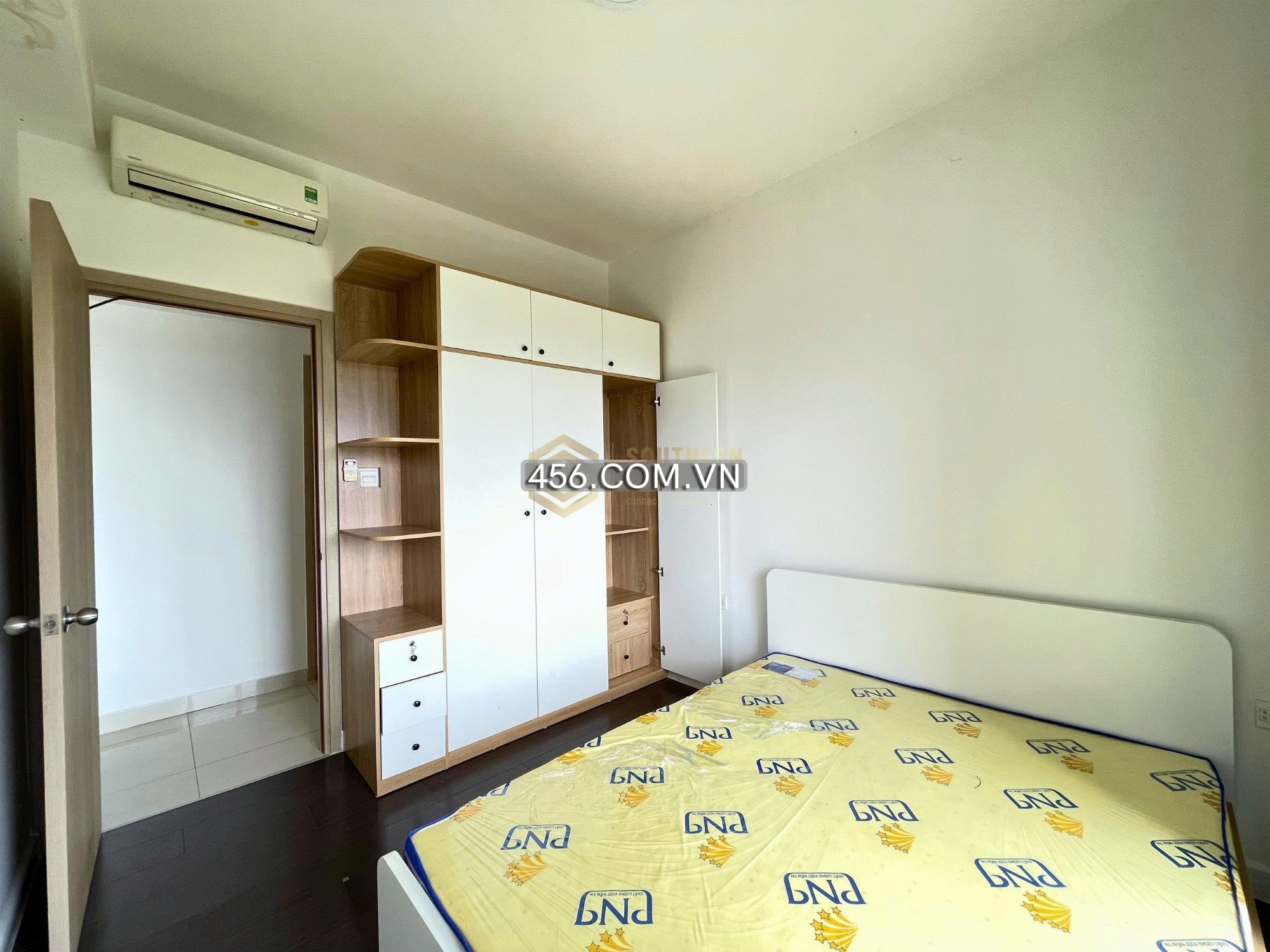 Hinh-Fully Futniure The Sun Avenue Apartment For Rent in Tower S1 3 Bedrooms