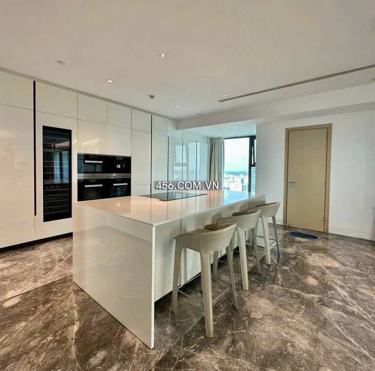 Hinh-Penthouse Gateway Thao Dien Apartment For Rent with Private Pool