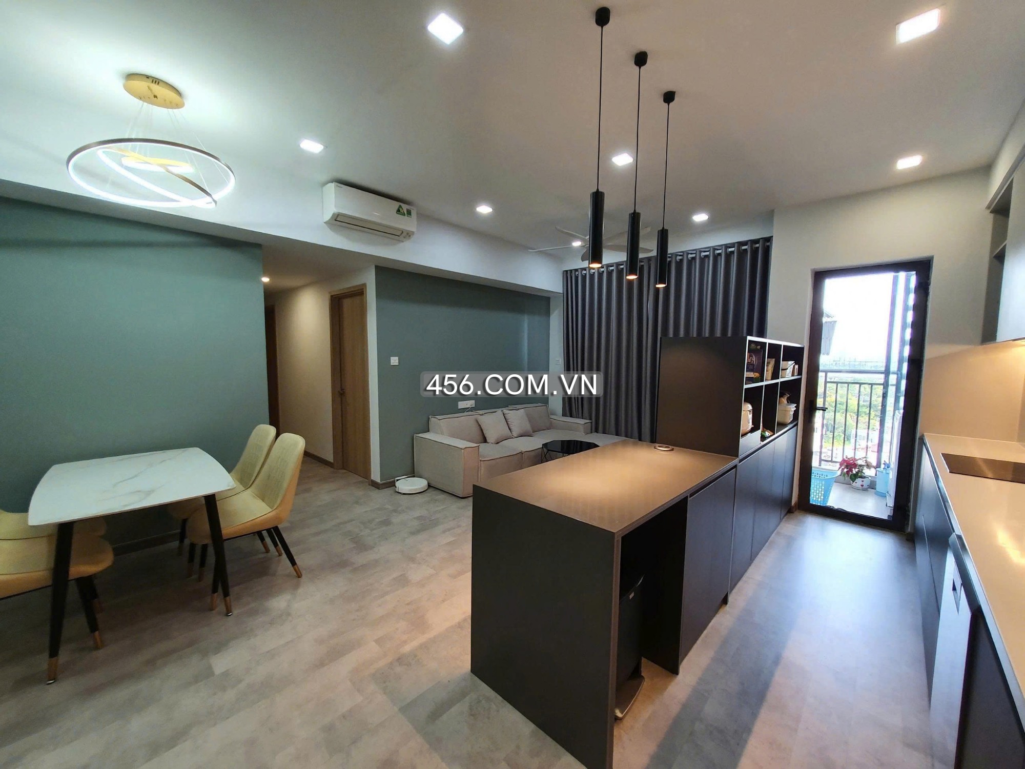3 Phòng Ngủ Căn Hộ The Sun Avenue Bán 109m2...