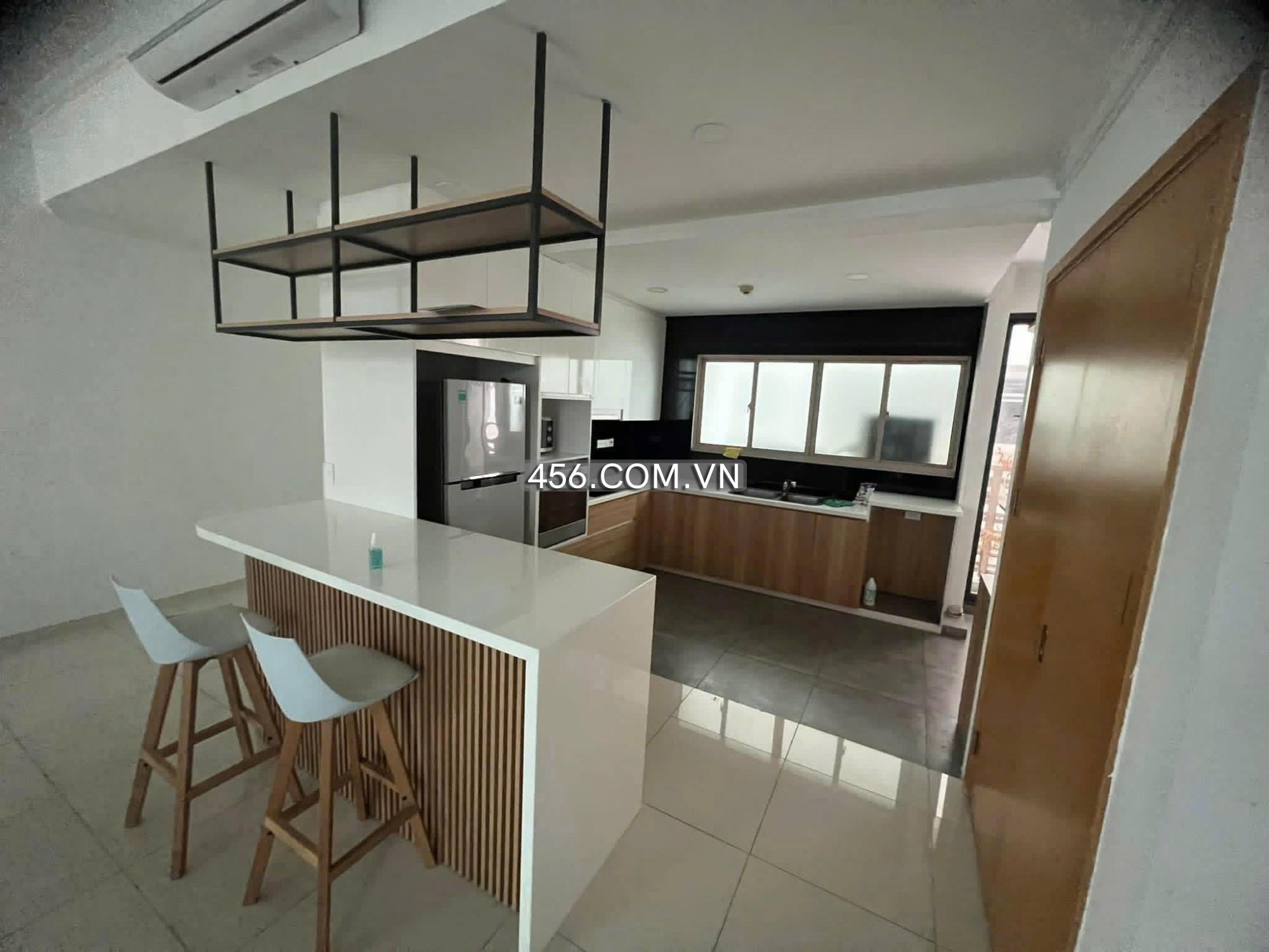 Hinh-4 Bedrooms The Vista An Phu Apartment For Lease Morden Furniture