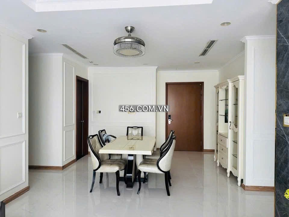 Hinh-3 Bedrooms Vinhomes Central Park Apartment For Lease in Central 1 Tower