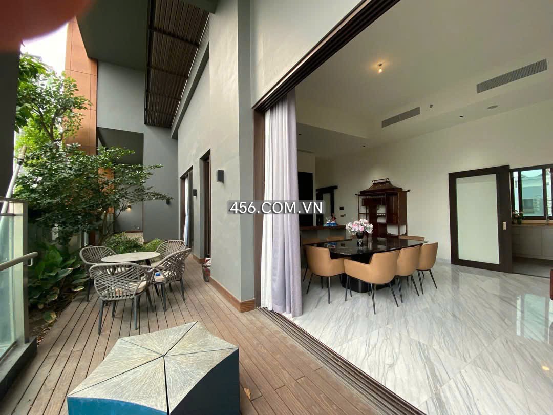 Hinh-4 Bedrooms Define Apartment For Lease 325 sqm City View