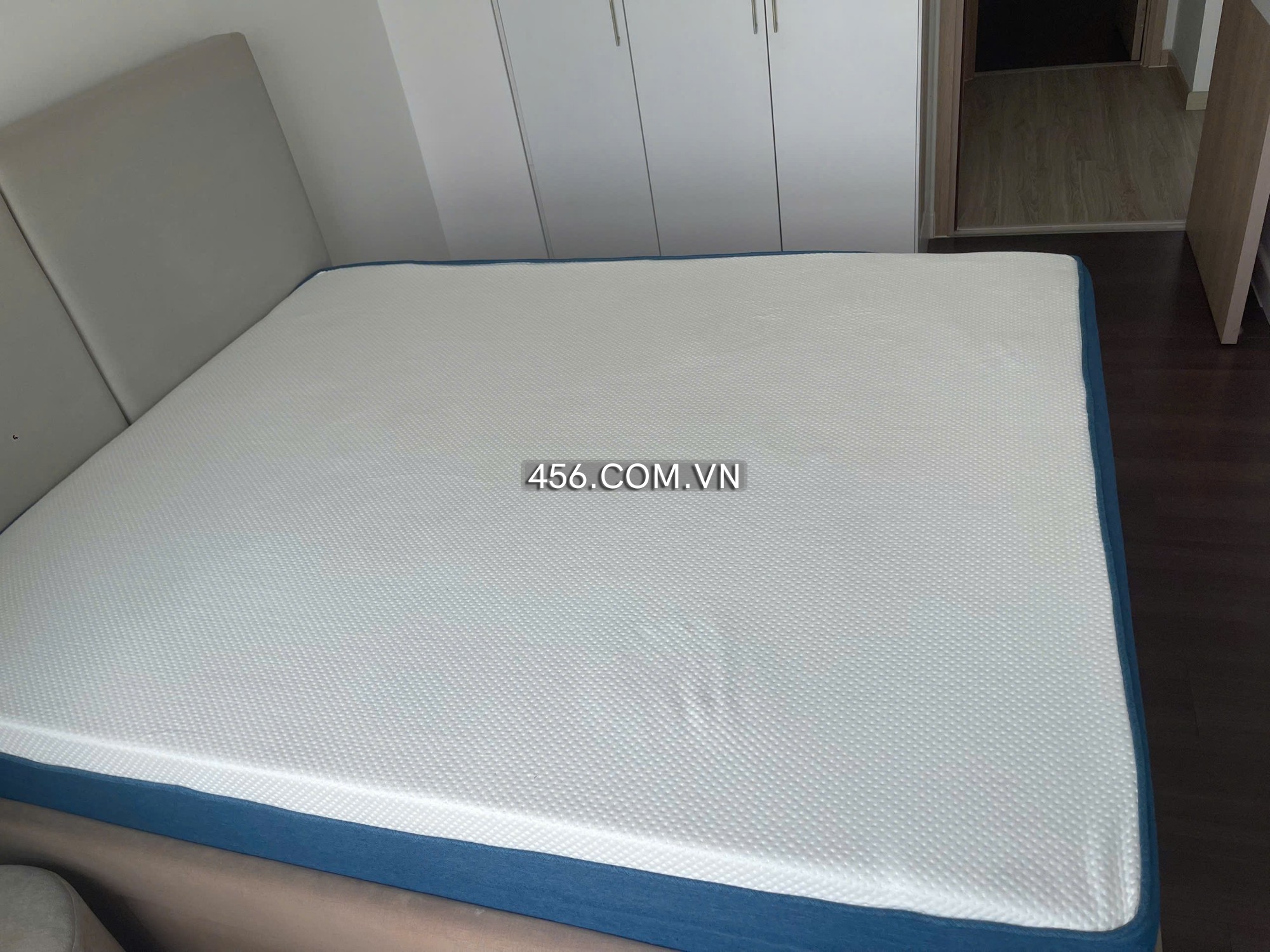 Hinh-1 Bedrooms + The Sun Avenue Apartment For Lease in S3 Tower 56 sqm