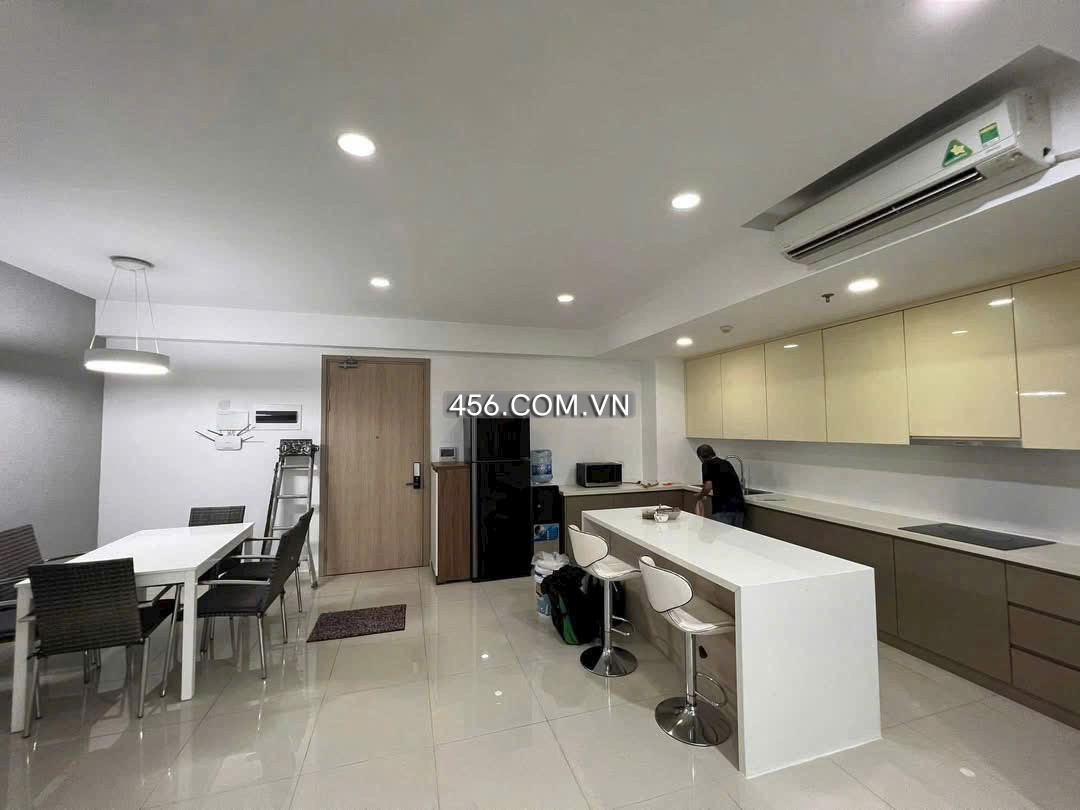 Hinh-2 Phòng ngủ căn hộ Estella Heights bán 102m2 tháp 1 View hồ bơi đẹp