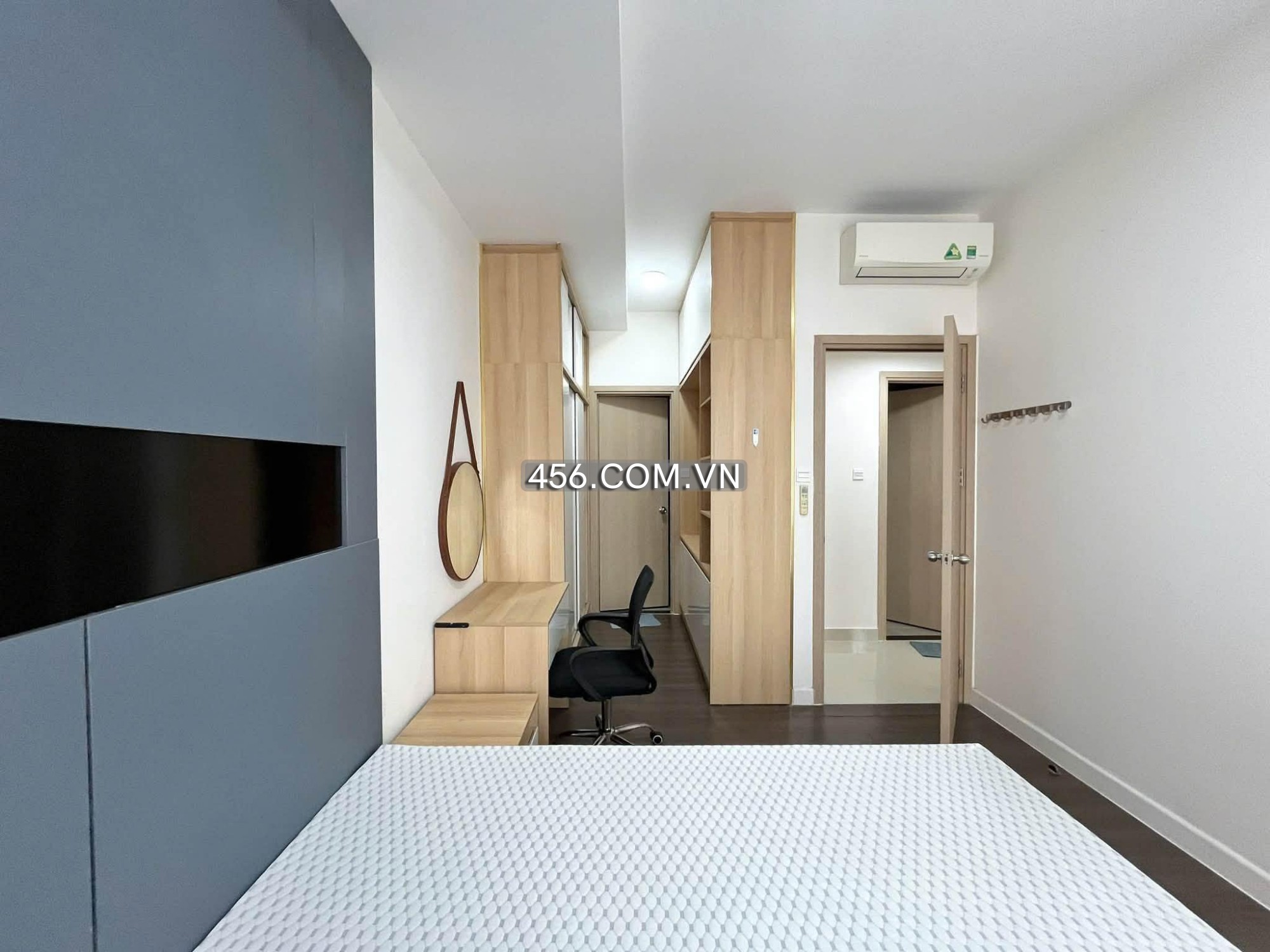 Hinh-2 Bedrooms The Sun Avenue Apartment For Lease SAV 4 Tower 73 sqm