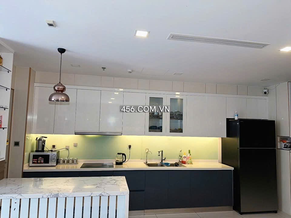 Hinh-Bán căn hộ Vinhomes Central Park 2 phòng ngủ tòa Park 7 90m2 rộng rãi