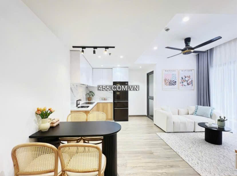 2 Bedrooms Masteri Thao Dien Apartment For...