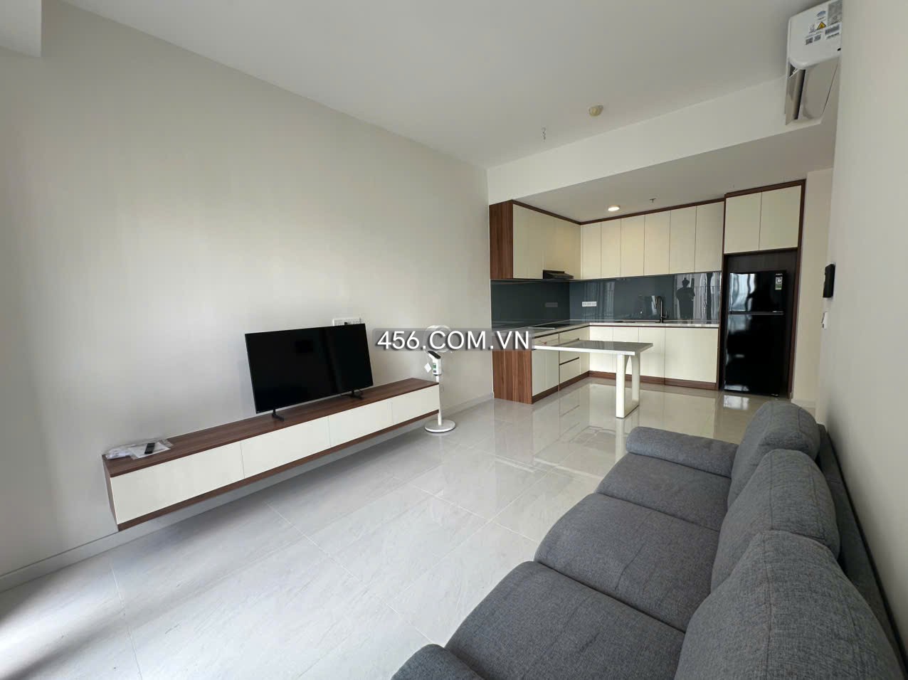 Victoria Village Apartment For Lease 2...