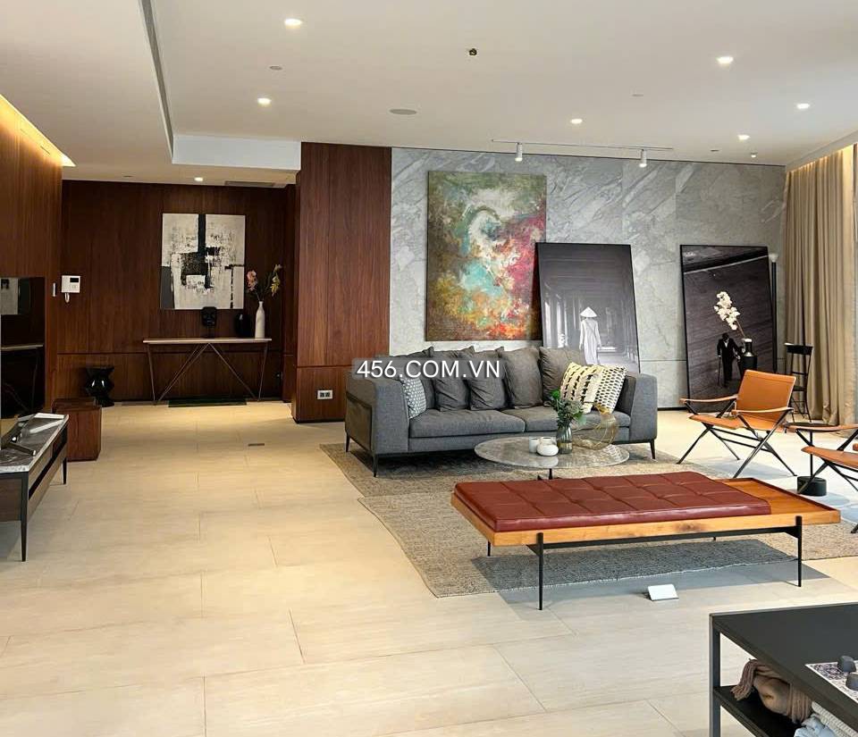 Morden Penthouse City Garden Apartment with...