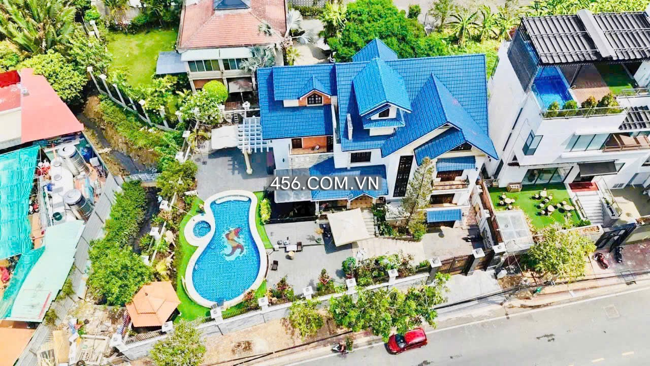 Cho thuê biệt thự cao cấp Nguyễn Văn Hưởng...