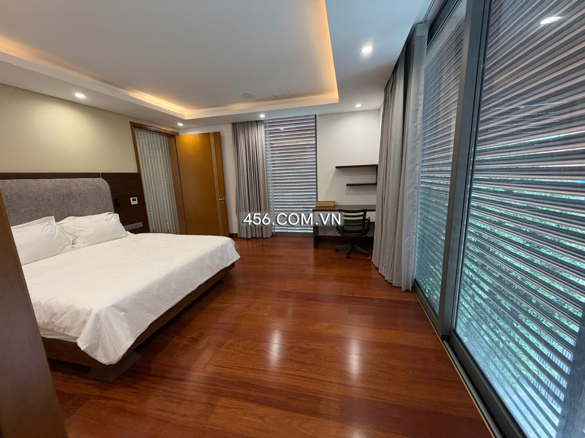 Hinh-Villa Nguyen U Di Thao Dien For Lease Morden Design with Big Pool