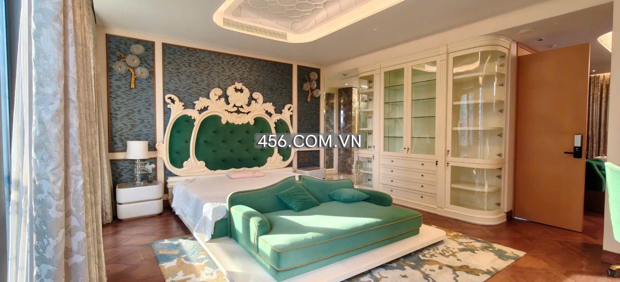 Hinh-Villas Vinhomes Central Park For Lease 278m2 Park View