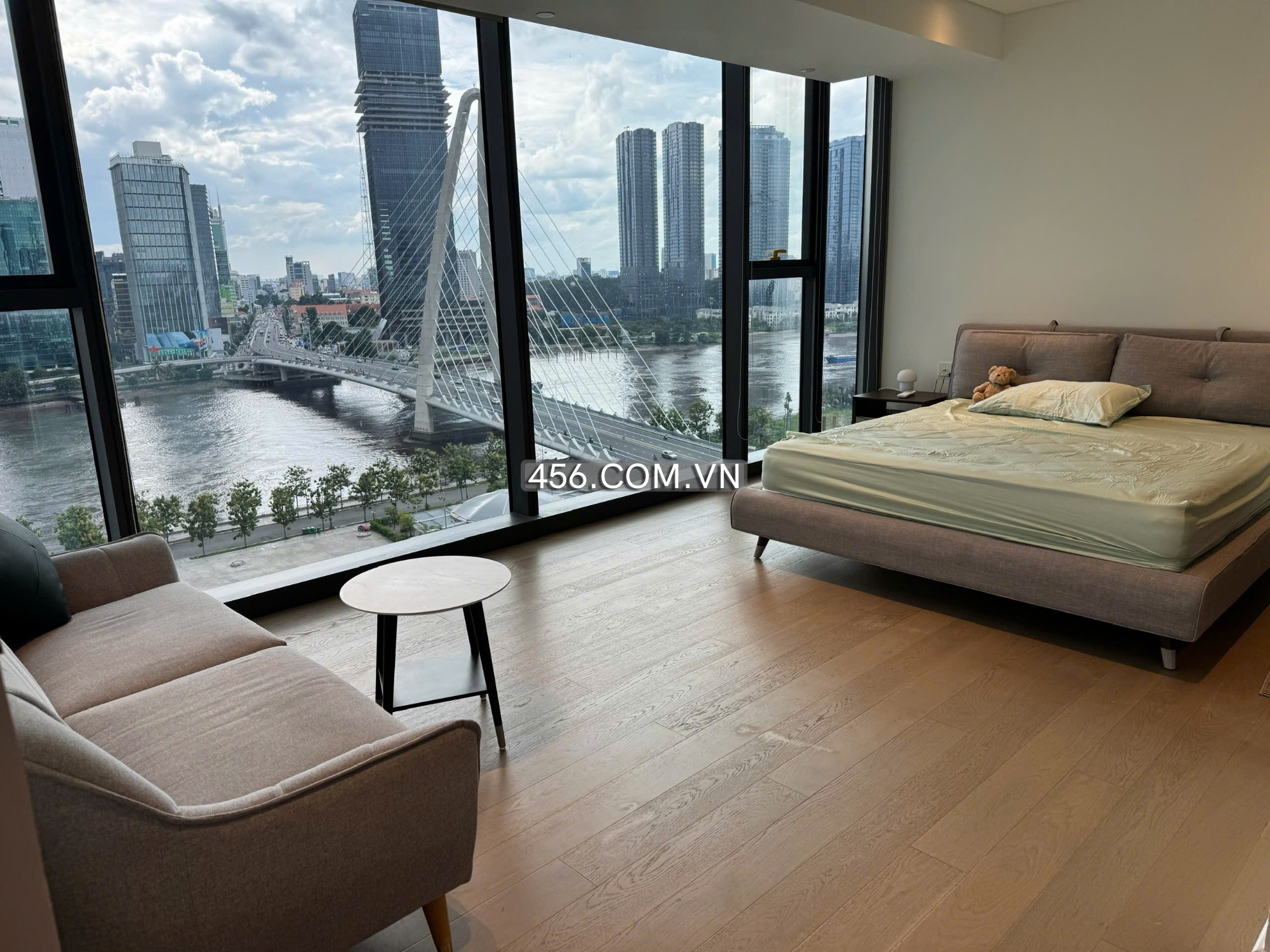 Hinh-Metropole Thu Thiem Apartment For Lease 4 Bedrooms 170 m2 City View