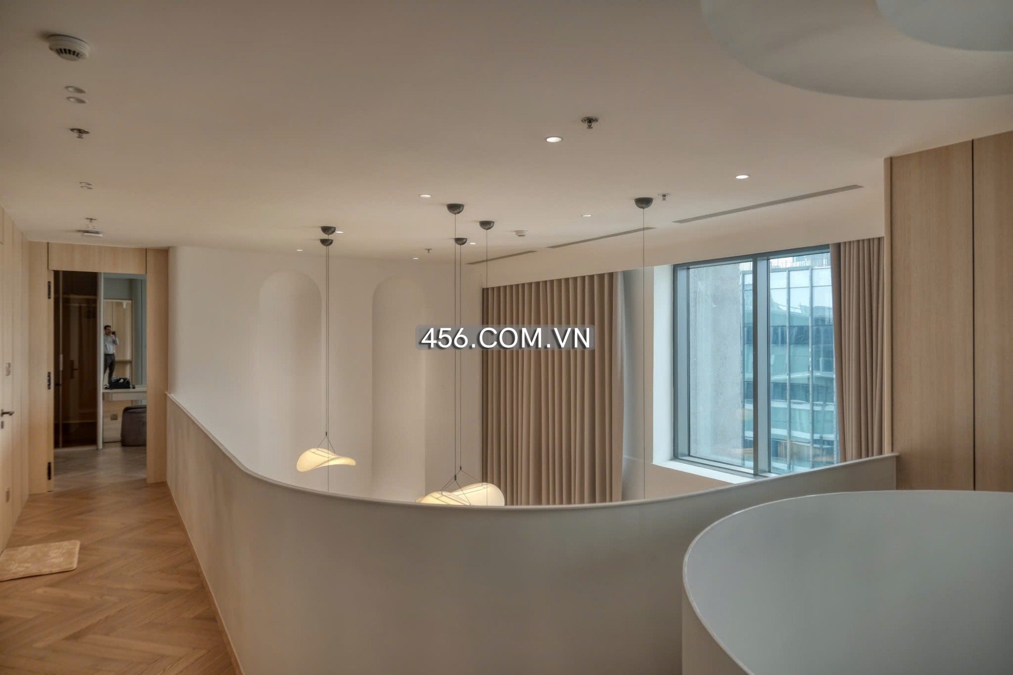 Hinh-Penthouse The Crest Metropole Thu Thiem Apartment For Lease 175m2 Morden