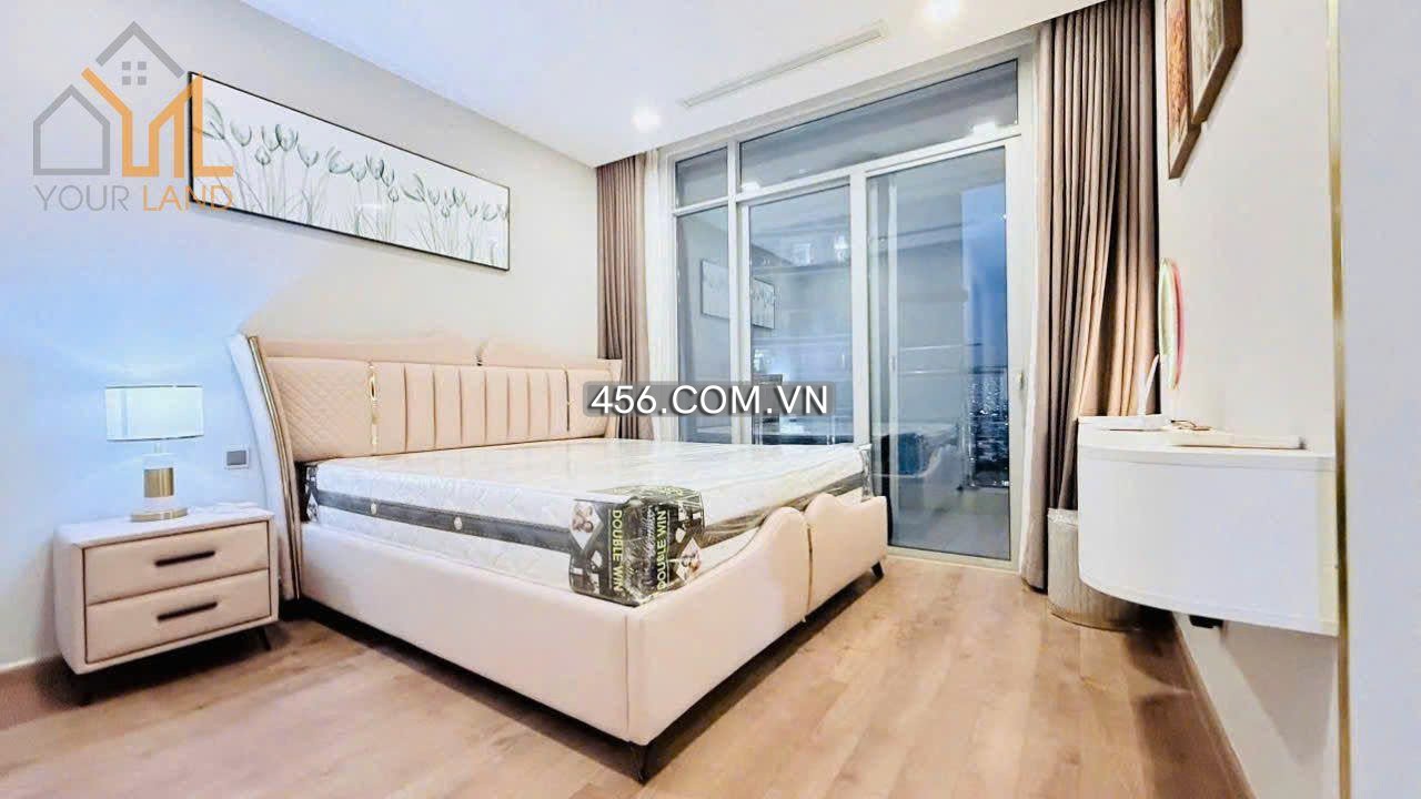 Hinh-4 Bedrooms Vinhomes Central Park Apartment For Lease Park 2 Tower RiverView