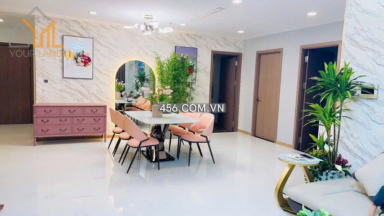 Hinh-4 Bedrooms Vinhomes Central Park Apartment For Lease Park 2 Tower RiverView
