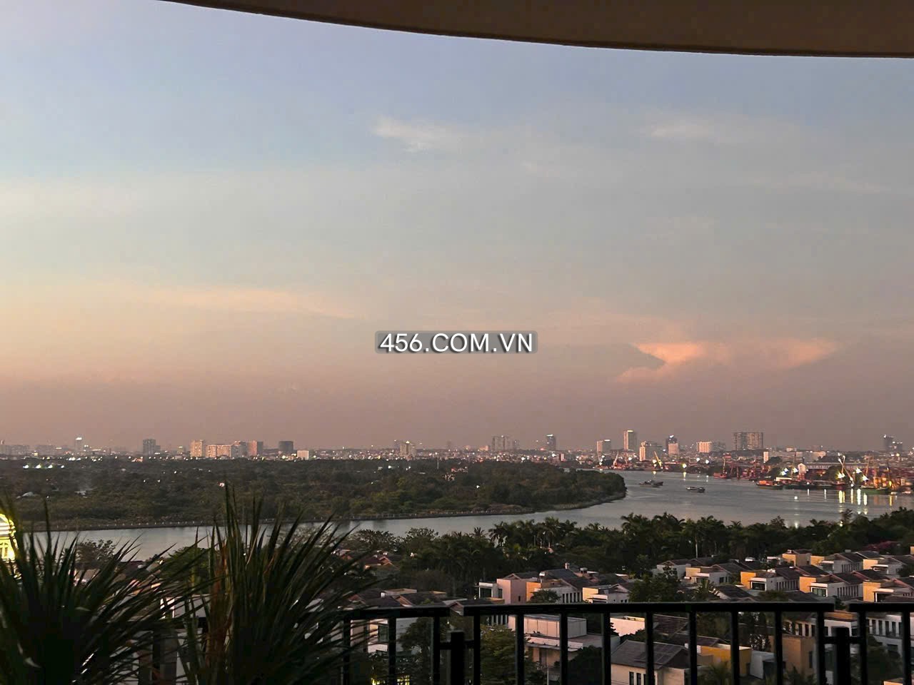 Hinh-Cho thuê penthouse căn hộ ParkLand Thảo Điền 246m hiện đại