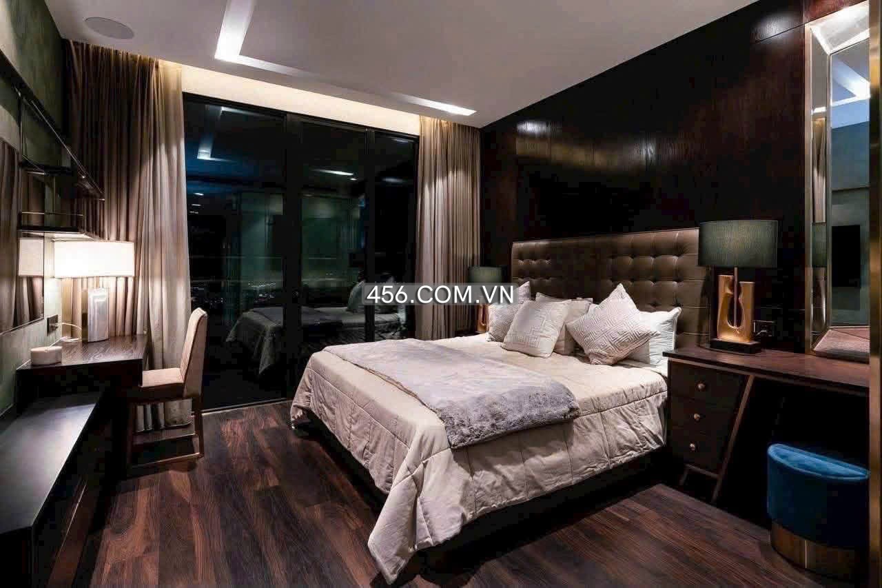 Hinh-Penthouse Vinhomes Golden River Apartment For Lease 280m2 Paranoma View