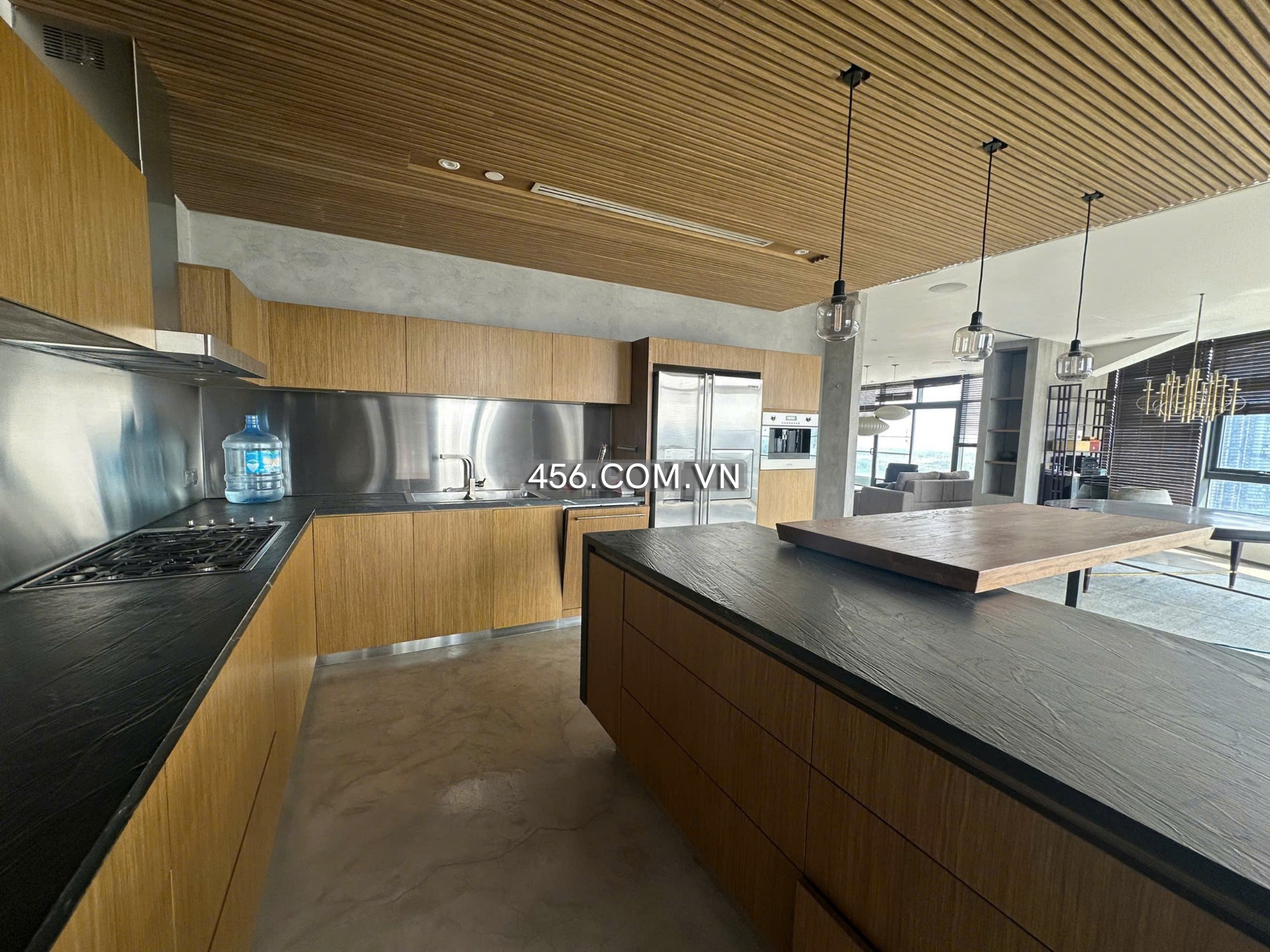 Hinh-Penthouse City Garden Apartment For Lease 320 sqm Morden Furniture City View