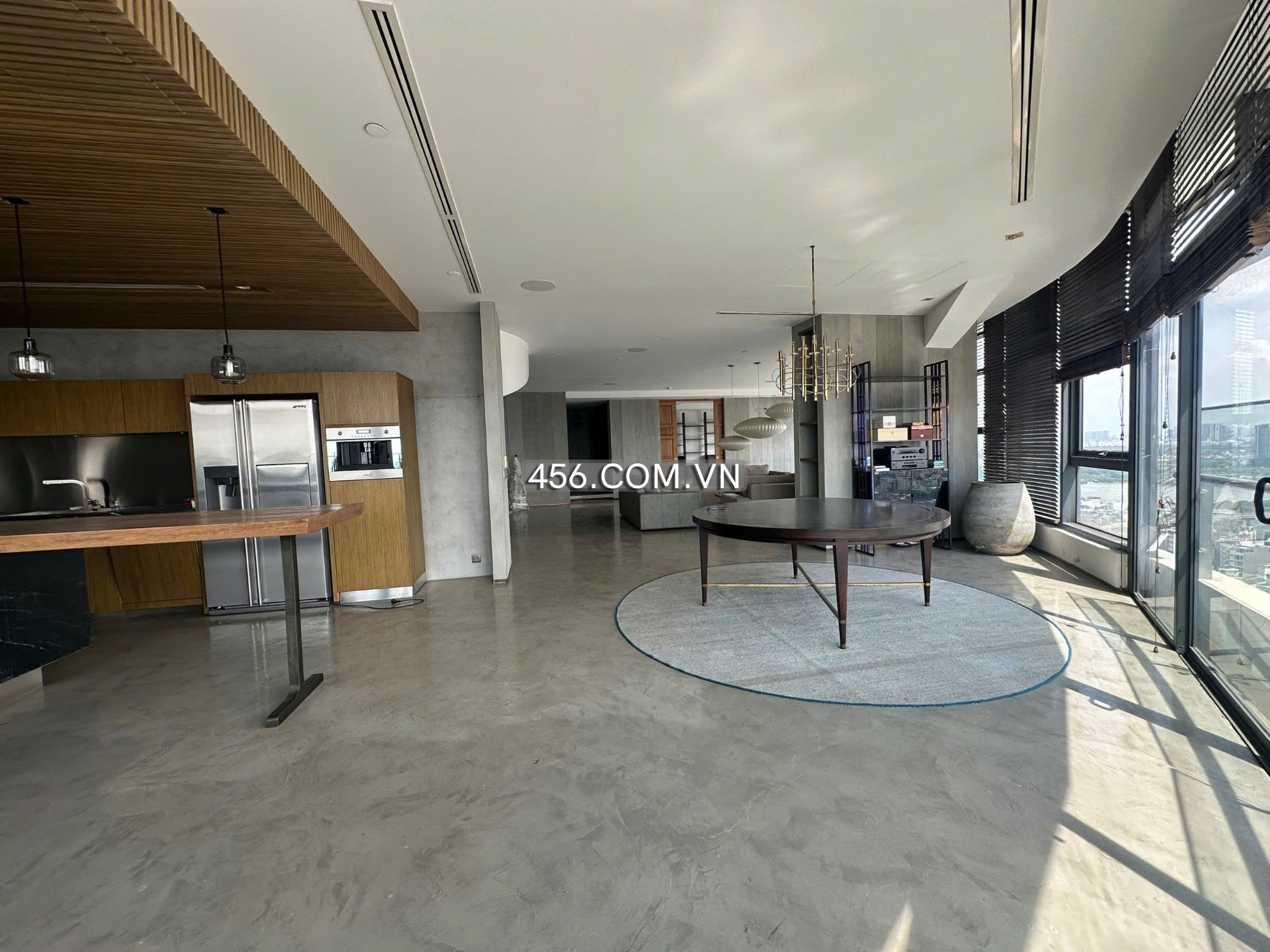 Hinh-Penthouse City Garden Apartment For Lease 320 sqm Morden Furniture City View