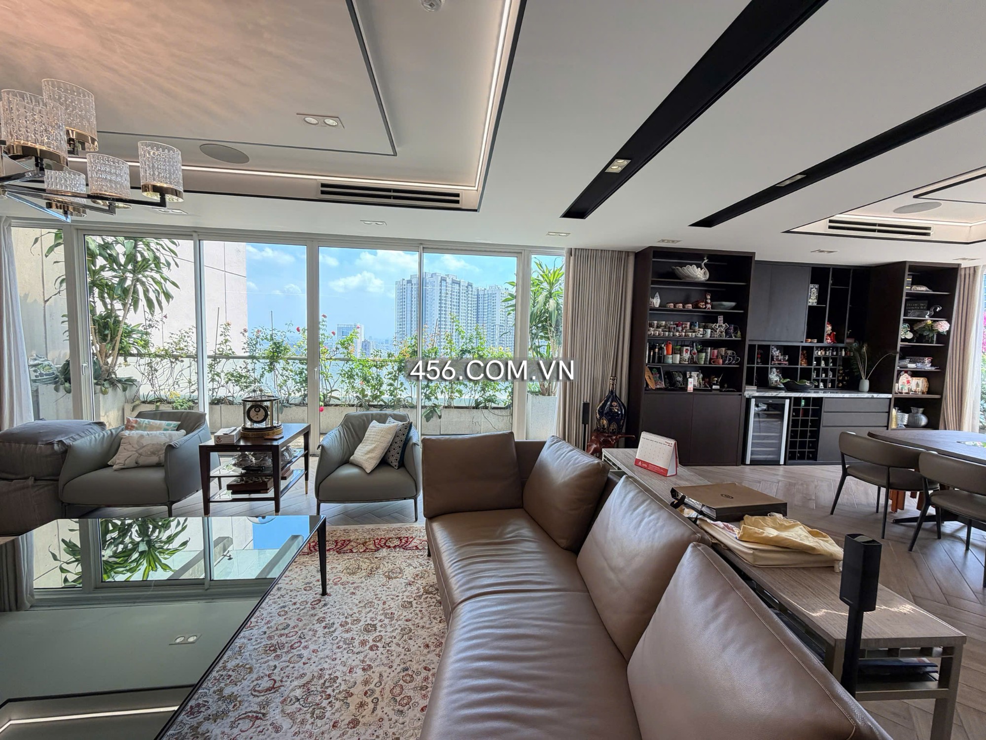 Hinh-Penthouse Saigon Pearl Apartment For Lease With Morden Furniture City View