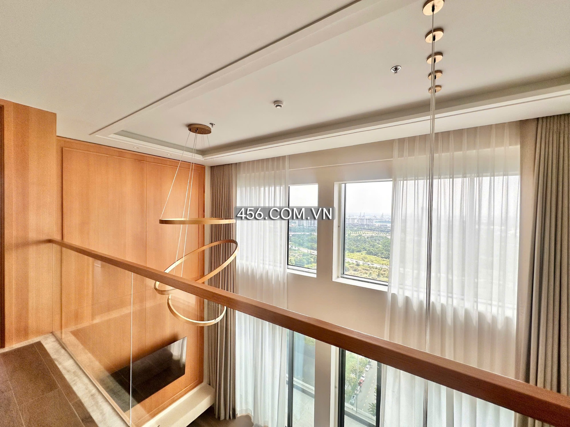Hinh-Penthouse căn hộ The Crest ( Metropole Thủ Thiêm ) 150m2 Cho thuê view thành phố